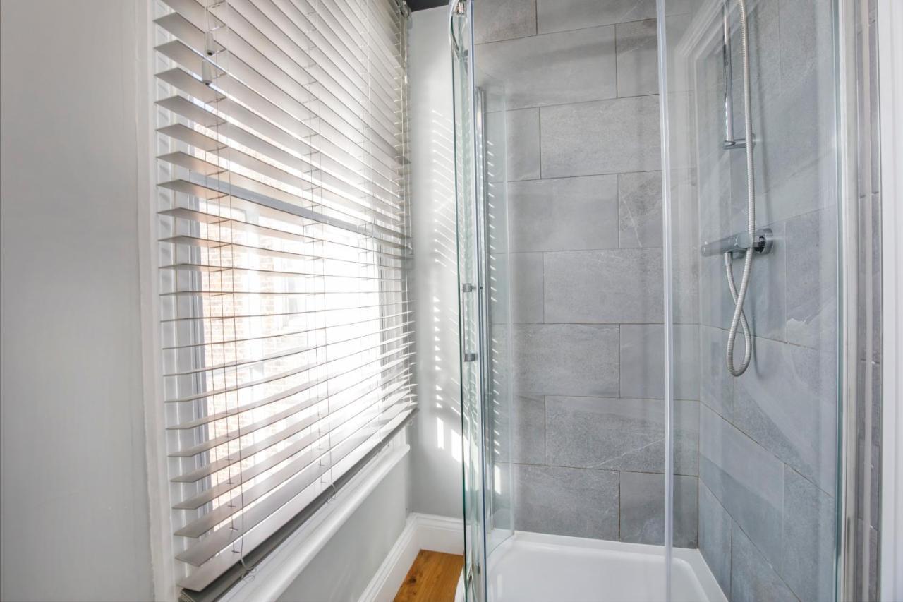 Bateman, Modern City Centre Apartment Sleeps 6 York Exterior foto